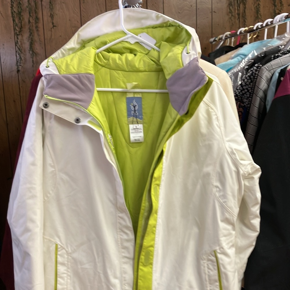 New Isis ski/snowboarding jacket